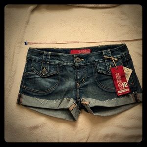 Guess denim shorts sz 31 NWT